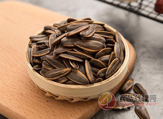 红瓜子和葵瓜子区别是什么,三个方面给你答案
