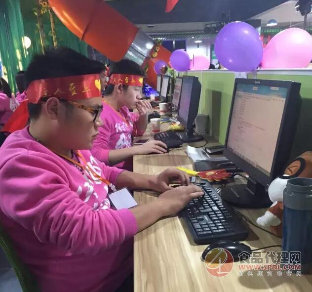 5亿 看看三只松鼠是怎么做到的?