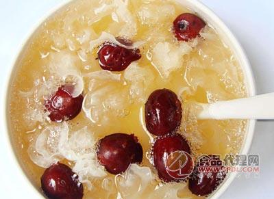 红枣银耳粥