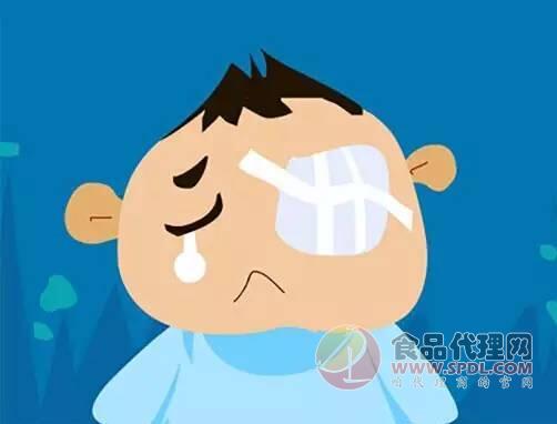 食品干燥剂造成孩子一只眼睛失明
