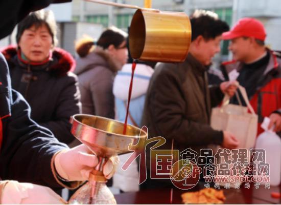 老恒和举办打酱油活动图片 老恒和举办打酱油活动图片