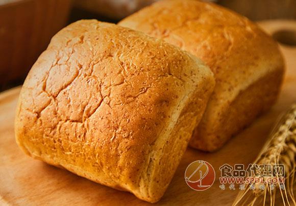 京東京造全麥面包