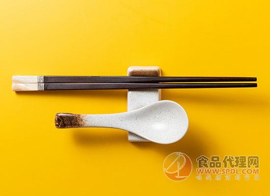 上海发布公筷公勺使用地方标准，保障“舌尖上的健康”