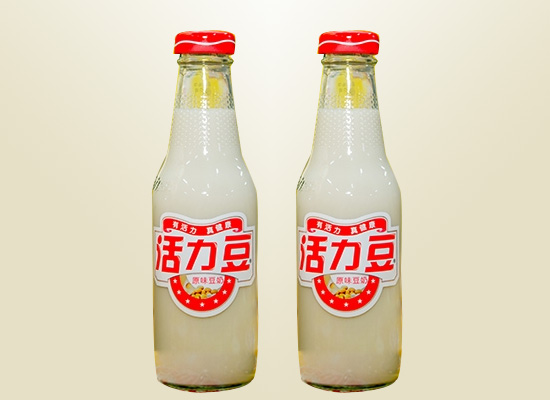 活力豆豆奶：经典玻璃瓶缔造创意产品，营养早餐之选