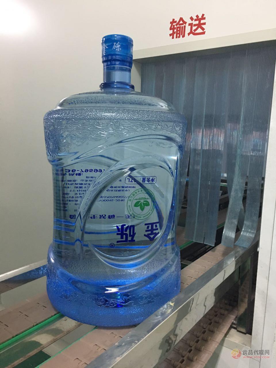 金砾天然饮用水桶装水17L