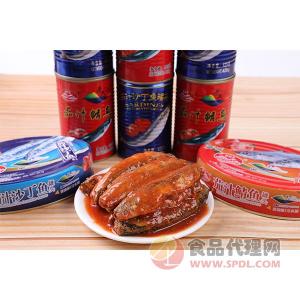 新域王茄汁鲭鱼罐头罐装