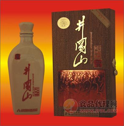 井冈山十年陈红米酒